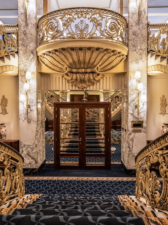 El Avenida Palace Hotel
