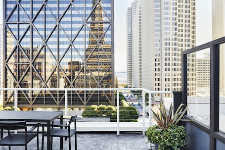 Club Quarters Hotel Embarcadero, San Francisco